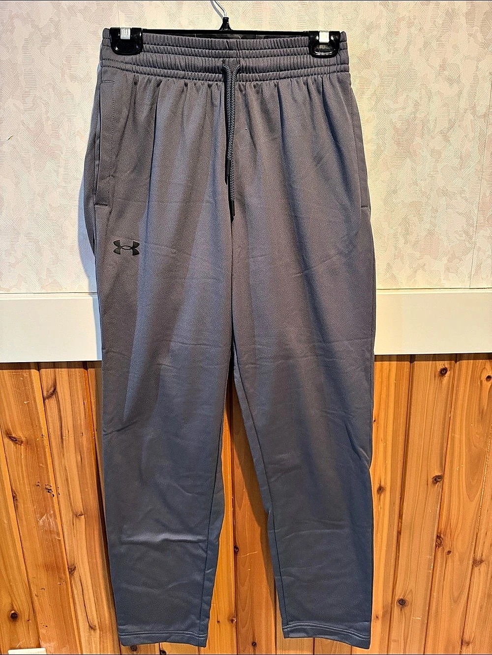 NWOT Under Armour Vital Woven Training Pants Gray Medium
